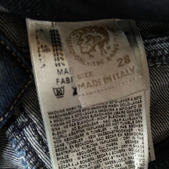 Diesel Women's Slim Mid-Ankle Jeans Size 28 Premium - Picture 5 of 9
